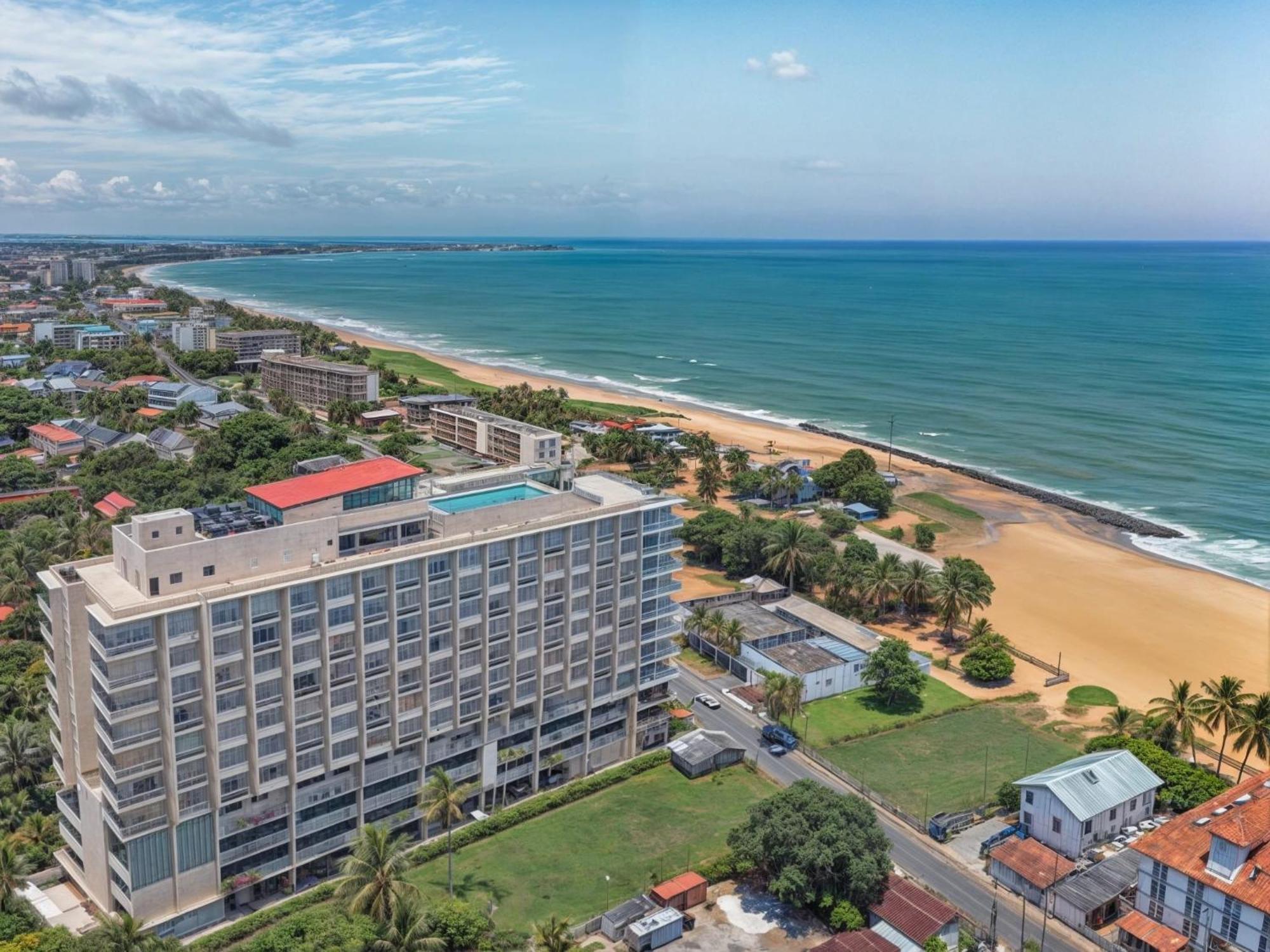 Ocean Breeze Sea View Luxury Apartments Негомбо Екстериор снимка